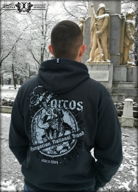 PuZ25 - HARCOS-Kürtös kapucnis cipzáras pulóver