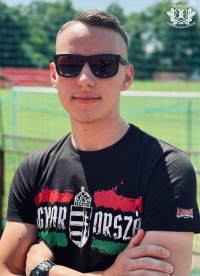 PoK100 - Magyarorsz&aacute;g - hol &eacute;lned, halnod kell p&oacute;l&oacute;